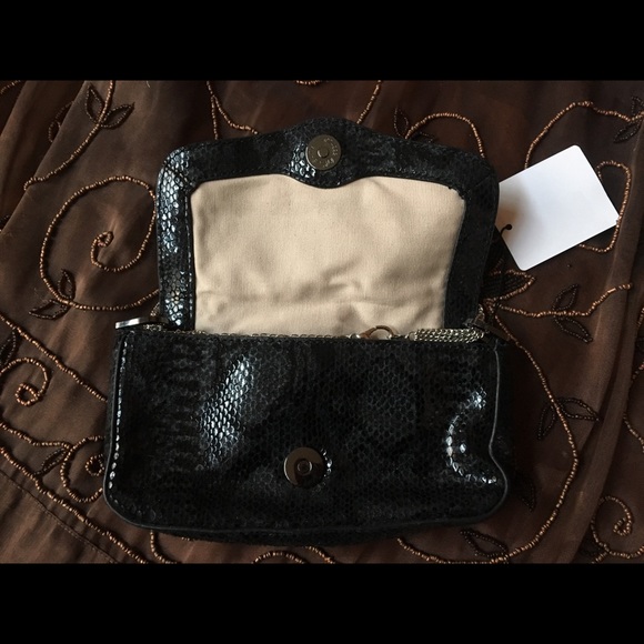Tory Burch clutch - Picture 3 of 7